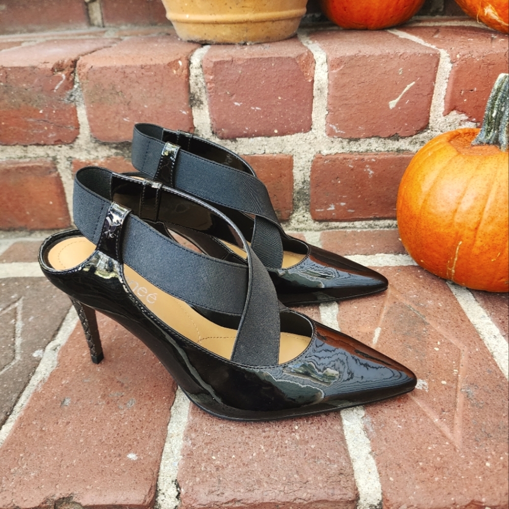 JRenee', size 7, black